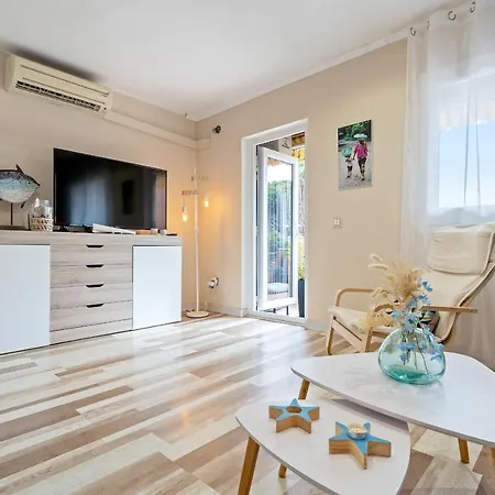 Hauzify I Casa Maragda 普拉加德阿罗